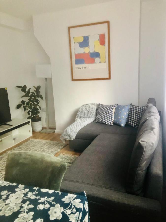 City Location- 2 Bedroom Apartment Londra Exterior foto