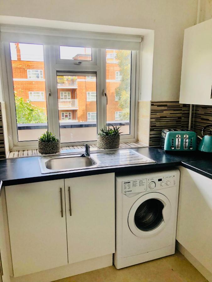 City Location- 2 Bedroom Apartment Londra Exterior foto